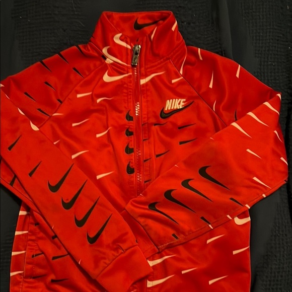Kids Nike Red Jacket Lightweight Full-Zip - Picture 4 of 7